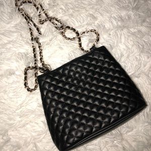 Super cute gold and black purse